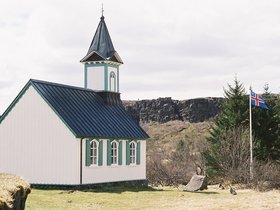 019-thingvellir-eglise.jpg