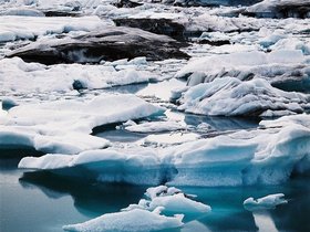 058-iceberg_a_jokulsarlon.jpg