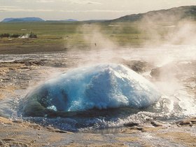 142-geyser_strokkur.jpg